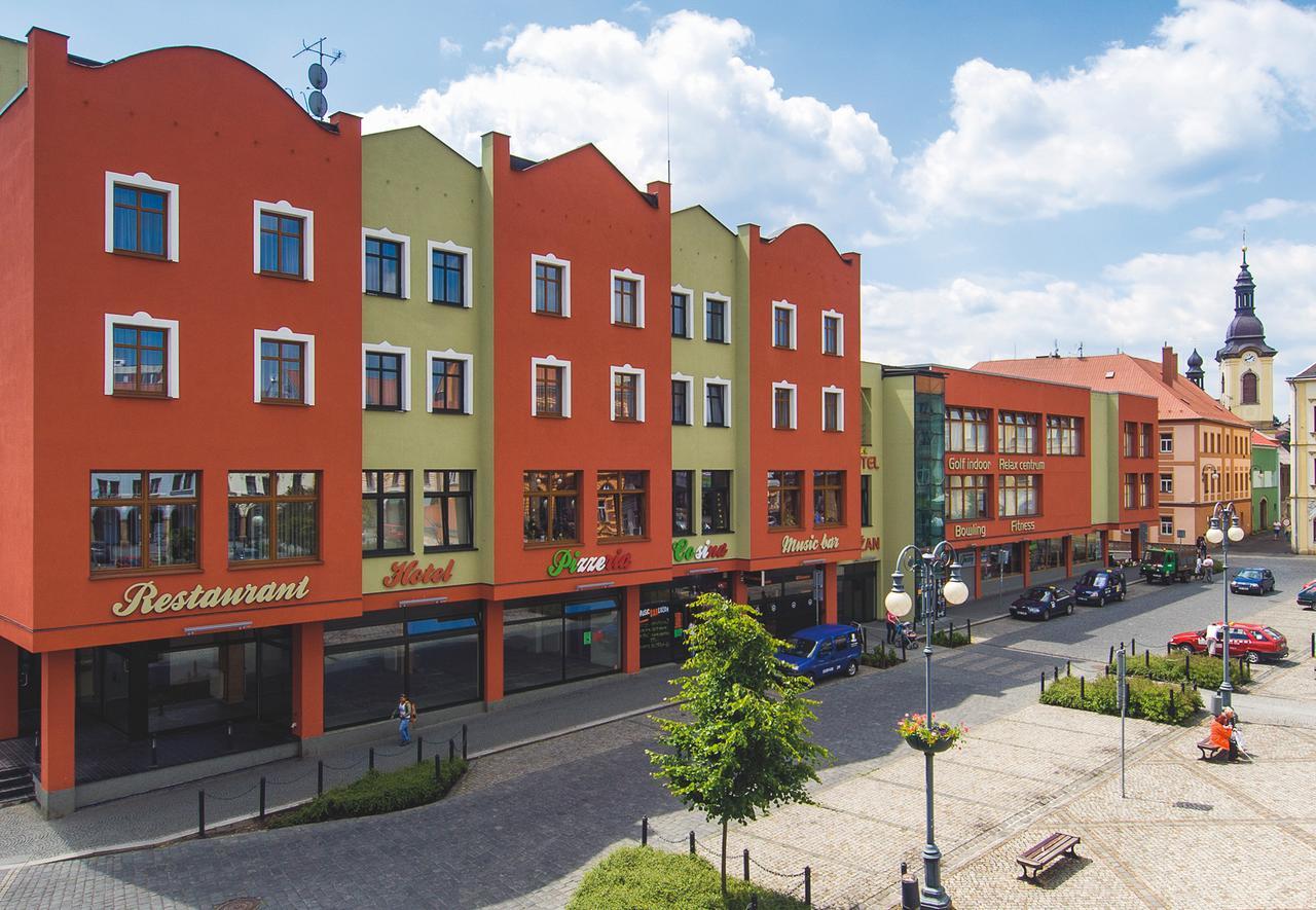 Wellness Hotel Luzan รุมบวร์ก ภายนอก รูปภาพ